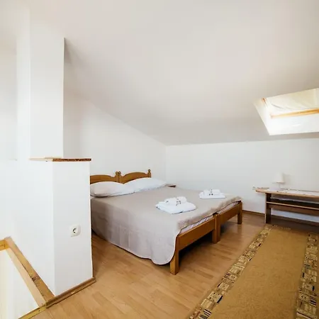 5206a Apartment Selce