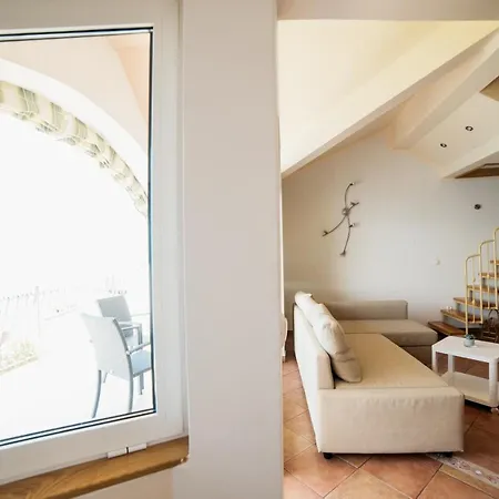 Apartment 5206a *