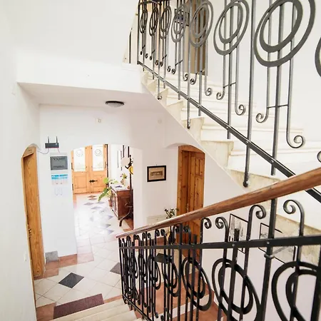 5206a Apartment