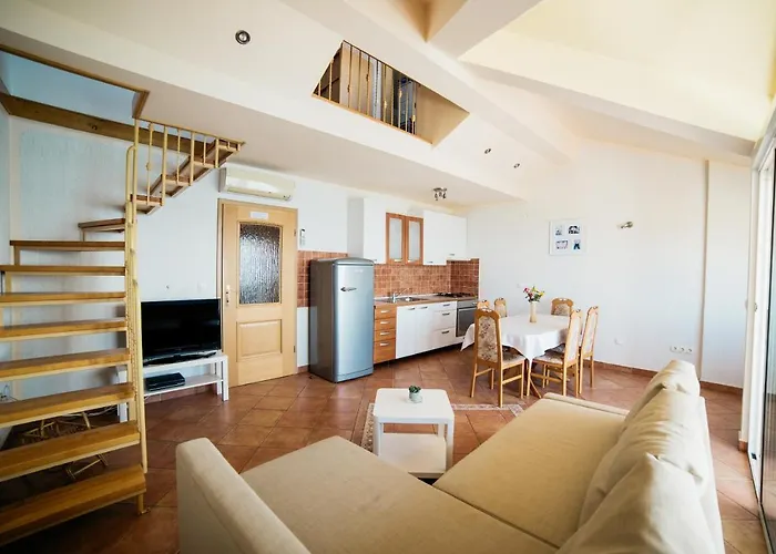 5206a Apartament Selce
